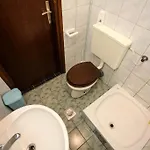 拉吉纳公寓 *