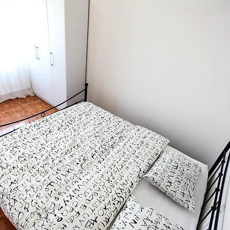 Rajna Apartment *