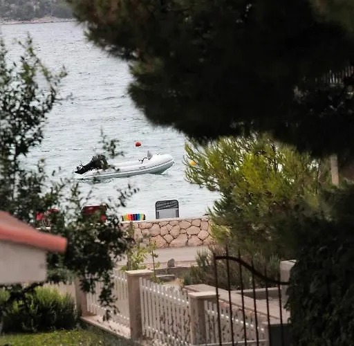 아파트 Rajna 자보리치